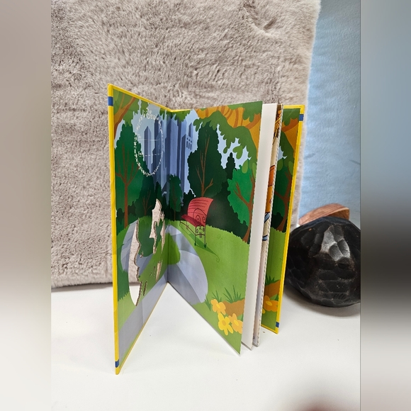 Book Mickey Mouse Adventure - Picture 3 of 4